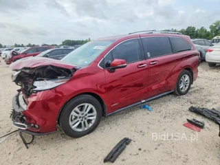 TOYOTA SIENNA LIMITED 7-PASSENGER