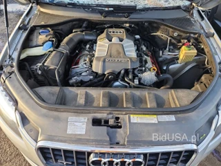 AUDI Q7 PREMIUM PLUS