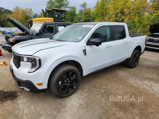 FORD MAVERICK LARIAT