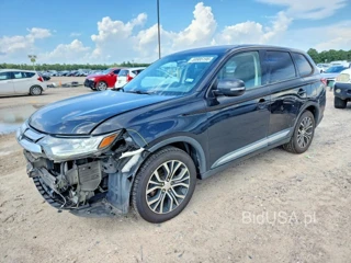 MITSUBISHI OUTLANDER SE