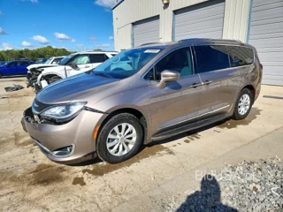 CHRYSLER PACIFICA TOURING L