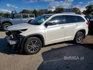 TOYOTA HIGHLANDER XLE