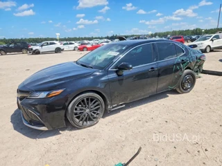 TOYOTA CAMRY XSE