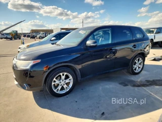 MITSUBISHI OUTLANDER SE