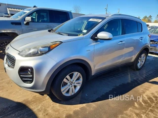KIA SPORTAGE LX