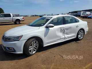 VOLKSWAGEN PASSAT SE