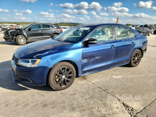 VOLKSWAGEN JETTA SE