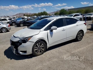 NISSAN VERSA SV