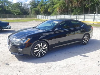 NISSAN ALTIMA SR