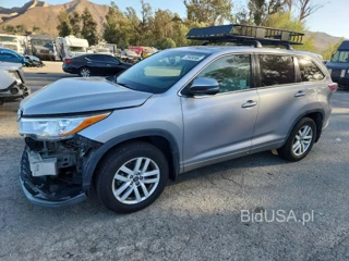 TOYOTA HIGHLANDER LE