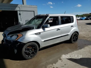 KIA SOUL BASE