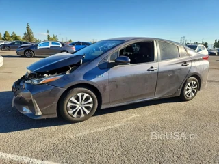 TOYOTA PRIUS PRIME LE