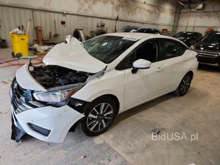 NISSAN VERSA SV