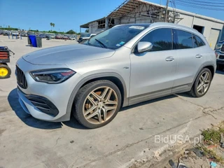 MERCEDES-BENZ GLA 35 AMG