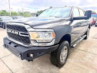 RAM 2500 TRADESMAN