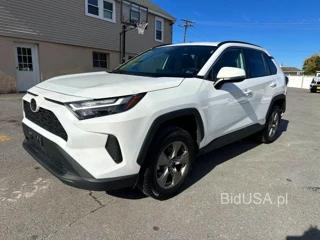 TOYOTA RAV4 HYBRID XLE