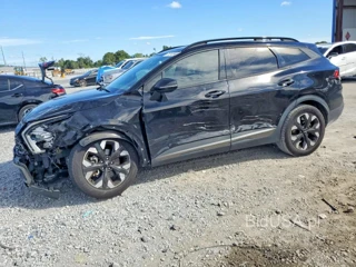 KIA SPORTAGE X LINE