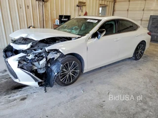 LEXUS ES 300H BASE