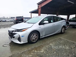 TOYOTA PRIUS PRIME LE