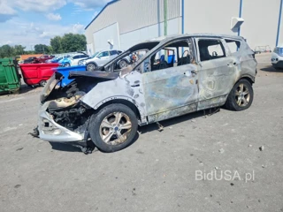 FORD ESCAPE SE