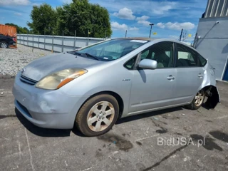 TOYOTA PRIUS BASE