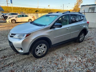 TOYOTA RAV4 LE