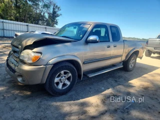TOYOTA TUNDRA ACCESS CAB SR5