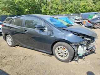 TOYOTA PRIUS LE