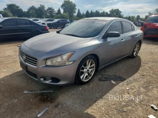 NISSAN MAXIMA 3.5 S