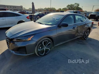 NISSAN ALTIMA SR