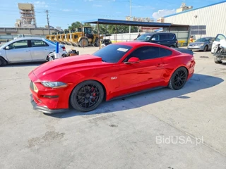 FORD MUSTANG GT