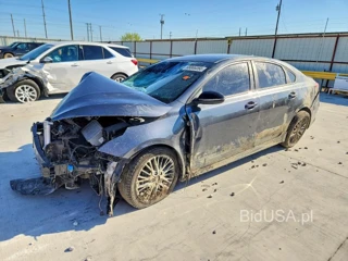 KIA FORTE GT LINE