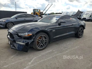 FORD MUSTANG GT
