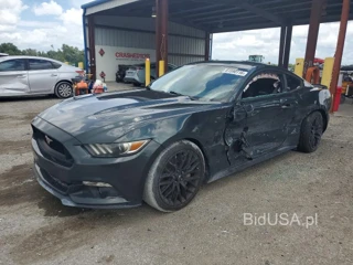 FORD MUSTANG GT