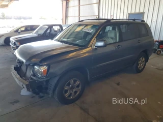 TOYOTA HIGHLANDER BASE
