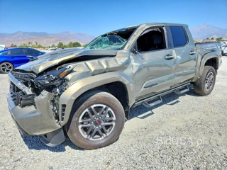 TOYOTA TACOMA TRD SPORT