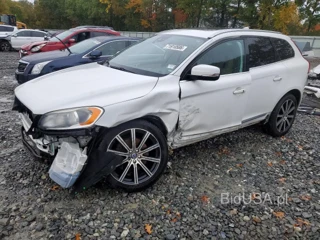 VOLVO XC60 T5 PREMIER