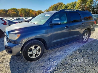 TOYOTA SEQUOIA SR5