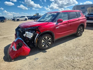 MITSUBISHI OUTLANDER SE