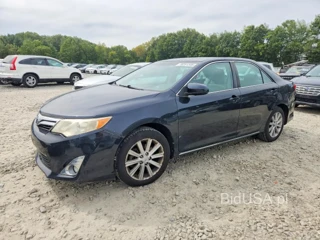 TOYOTA CAMRY XLE