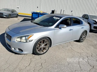 NISSAN MAXIMA