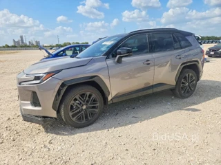 TOYOTA RAV4 XSE