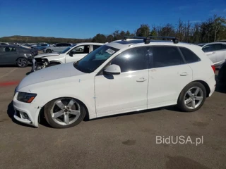 AUDI Q5 PREMIUM PLUS