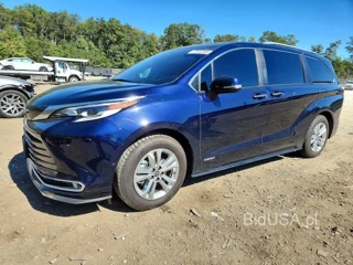 TOYOTA SIENNA PLATINUM 7-PASSENGER