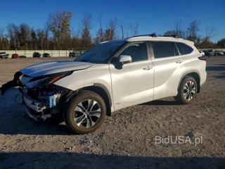 TOYOTA HIGHLANDER HYBRID XLE