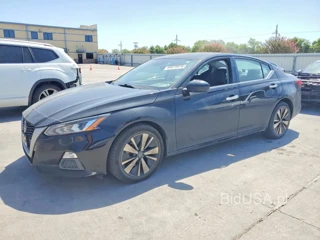NISSAN ALTIMA SV