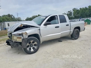 DODGE DAKOTA SLT