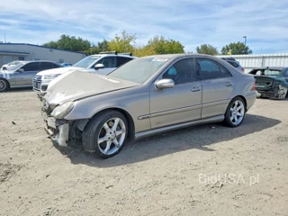 MERCEDES-BENZ C 230