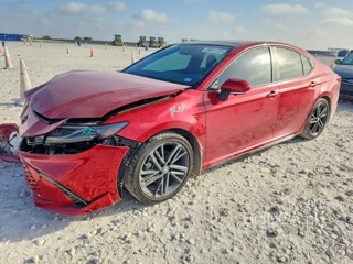 TOYOTA CAMRY XSE