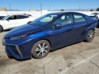 TOYOTA MIRAI BASE